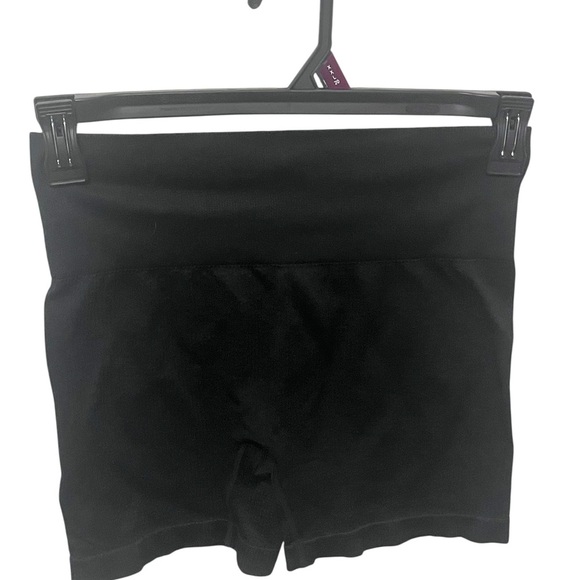 Colsie Pants - Colsie Black Ribbed Shorts